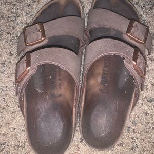 Brown Arizona Birkenstock’s